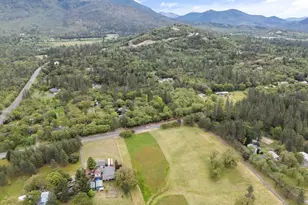 7771 Monument Dr, Grants Pass, OR 97526 - Photo 55