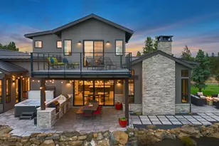 20605 Lowe Ln, Bend, OR 97703 - Photo 9