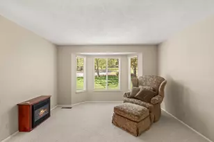 405 Crystal Dr, Grants Pass, OR 97527 - Photo 19