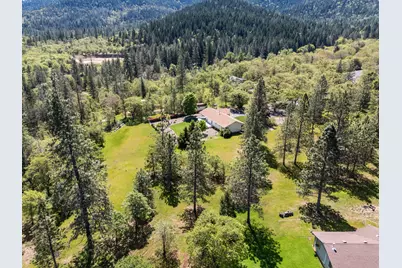 405 Crystal Drive, Grants Pass, OR 97527 - Photo 55