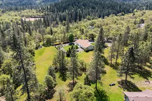 405 Crystal Dr, Grants Pass, OR 97527 - Photo 55