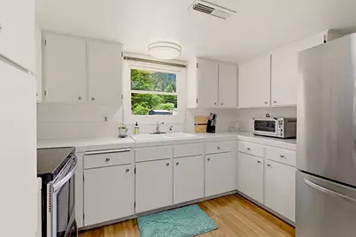 8720 Rogue River Highway, Grants Pass, OR 97527 - Photo 13