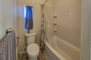 4729 S Pacific Hwy, Phoenix, OR 97535 - Photo 19