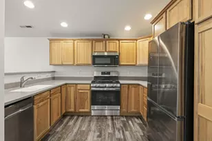 438 NW 19th St, Redmond, OR 97756 - Photo 15