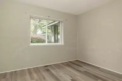 1888 NE Beacon Drive, Grants Pass, OR 97526 - Photo 11