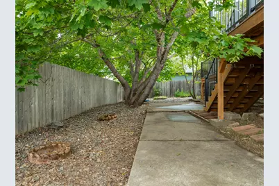 1888 NE Beacon Drive, Grants Pass, OR 97526 - Photo 25