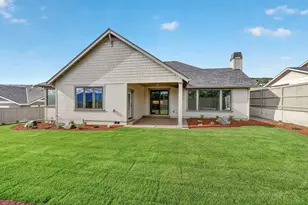 4090 Crystal Springs Dr, Medford, OR 97504 - Photo 43