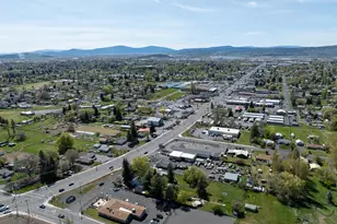 6039 S 6th St, Klamath Falls, OR 97603 - Photo 5