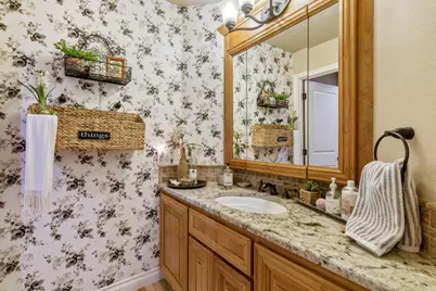 10704 Kestrel Road, Klamath Falls, OR 97601 - Photo 31