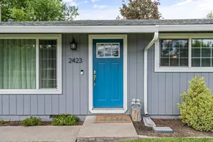 2423 Delta Waters Rd, Medford, OR 97504 - Photo 21