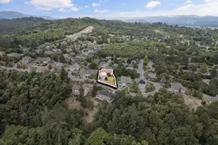 1553 Panoramic Loop, Grants Pass, OR 97527 - Photo 47