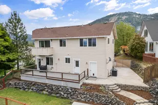 1553 Panoramic Loop, Grants Pass, OR 97527 - Photo 43