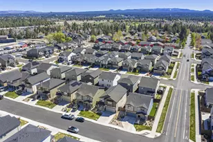 20625 SE Slate Ave, Bend, OR 97702 - Photo 43