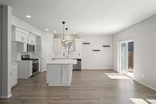 20625 SE Slate Ave, Bend, OR 97702 - Photo 13