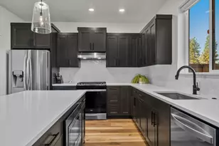 60903 SE Epic Pl, Bend, OR 97702 - Photo 13