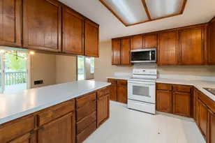 20316 Donkey Sled Rd, Bend, OR 97702 - Photo 7