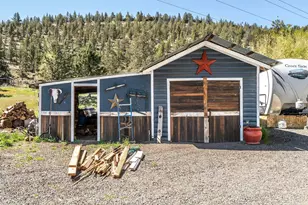 2066 NW Oneil Hwy, Prineville, OR 97754 - Photo 5
