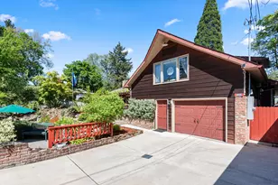 1341 NW Washington Blvd, Grants Pass, OR 97526 - Photo 7