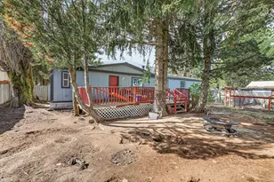 14305 Meadowbrook Ct, Klamath Falls, OR 97601 - Photo 1