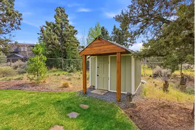 63557 Overtree Road, Bend, OR 97701 - Photo 73