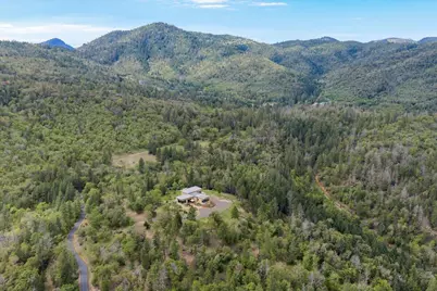 400 Coyote Run, Jacksonville, OR 97530 - Photo 45