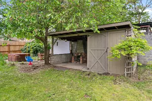1516 Wilson Pl, Medford, OR 97504 - Photo 23