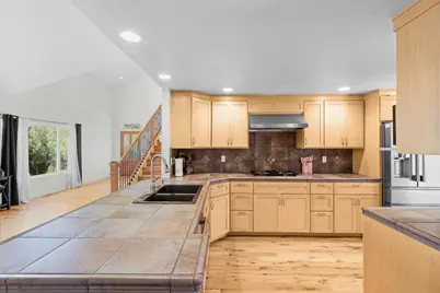 107 N 1st Street, Talent, OR 97540 - Photo 13