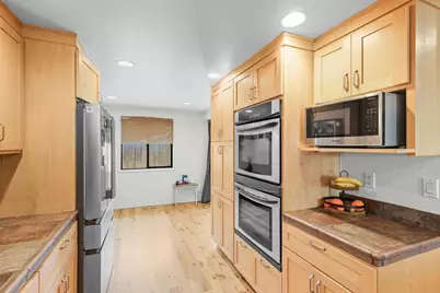 107 N 1st Street, Talent, OR 97540 - Photo 17