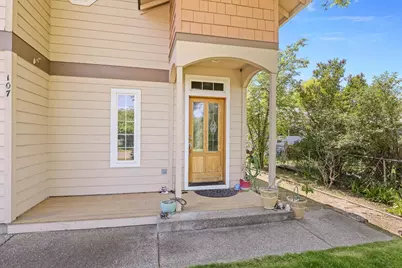 107 N 1st Street, Talent, OR 97540 - Photo 3