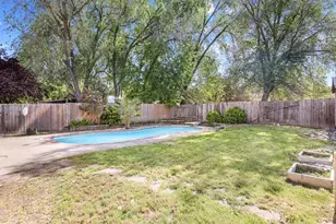 107 N 1st St, Talent, OR 97540 - Photo 31