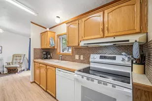 147135 Bills Rd, Gilchrist, OR 97737 - Photo 5