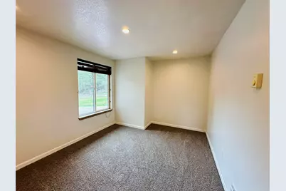 16524 Fieldcrest Road, Klamath Falls, OR 97603 - Photo 41