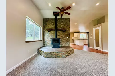 16524 Fieldcrest Road, Klamath Falls, OR 97603 - Photo 11