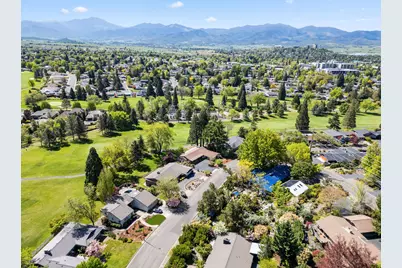 157 Littrell Drive, Medford, OR 97504 - Photo 29