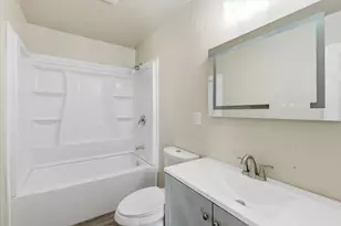 5156 Peace Ln, Central Point, OR 97502 - Photo 15