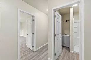 5156 Peace Ln, Central Point, OR 97502 - Photo 17