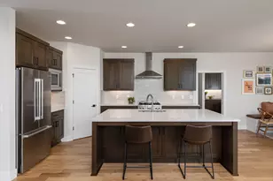 63220 NW Red Butte Ct, Bend, OR 97703 - Photo 7