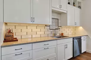 61422 Meeks Trail, Bend, OR 97702 - Photo 11