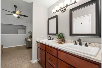 115 Rogue River Highway #APT 307, Grants Pass, OR 97527 - Photo 29