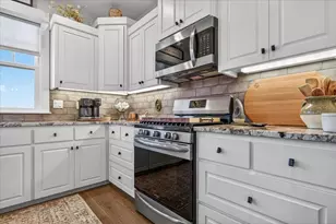 1112 Stanford Ave, Medford, OR 97504 - Photo 15