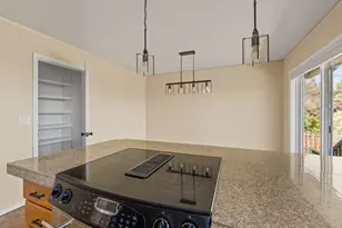 3244 SW 34th St, Redmond, OR 97756 - Photo 11