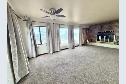 950 E B Street, Madras, OR 97741 - Photo 11