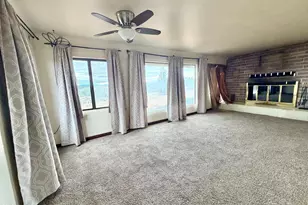 950 E B St, Madras, OR 97741 - Photo 11