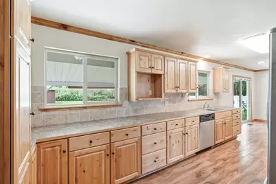 1640 Southgate Way, Grants Pass, OR 97527 - Photo 9