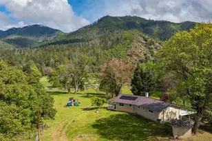 7680 Upper Applegate, Jacksonville, OR 97530 - Photo 3