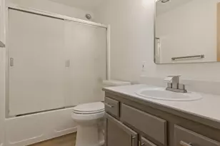 3097 NE Barrington Ct, Bend, OR 97701 - Photo 11