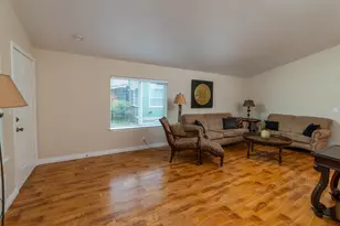 1188 NE 27th St, Bend, OR 97701 - Photo 9