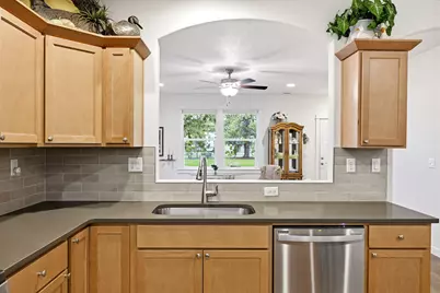 619 N Meadow Lane, Sisters, OR 97759 - Photo 9