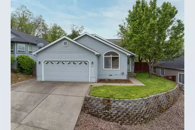 231 SE Independence Drive, Grants Pass, OR 97527 - Photo 1