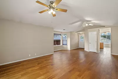 231 SE Independence Drive, Grants Pass, OR 97527 - Photo 7